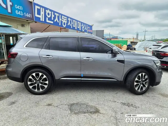 Renault (Samsung) QM6 2017 2.0 автомат (гидро), миниатюра 3 Renault (Samsung) QM6 2017 2.0 автомат (гидро), миниатюра 3
