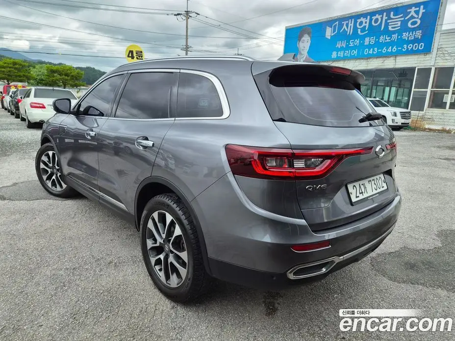 Renault (Samsung) QM6 2017 2.0 автомат (гидро), фото 4 Renault (Samsung) QM6 2017 2.0 автомат (гидро), фото 4