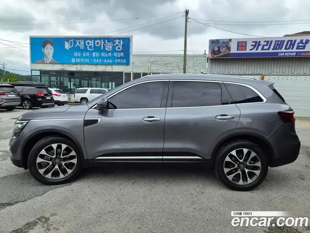Renault (Samsung) QM6 2017 2.0 автомат (гидро), миниатюра 5 Renault (Samsung) QM6 2017 2.0 автомат (гидро), миниатюра 5