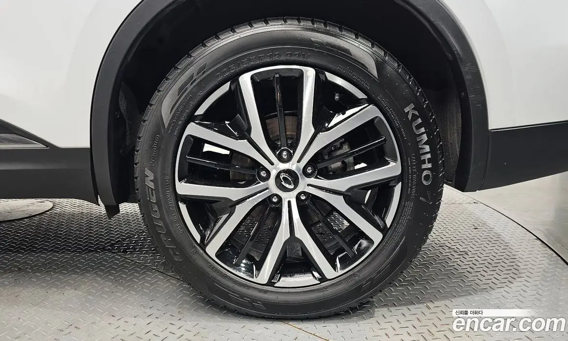 Renault (Samsung) QM6 2023 2.0 автомат (гидро), фото 6 Renault (Samsung) QM6 2023 2.0 автомат (гидро), фото 6