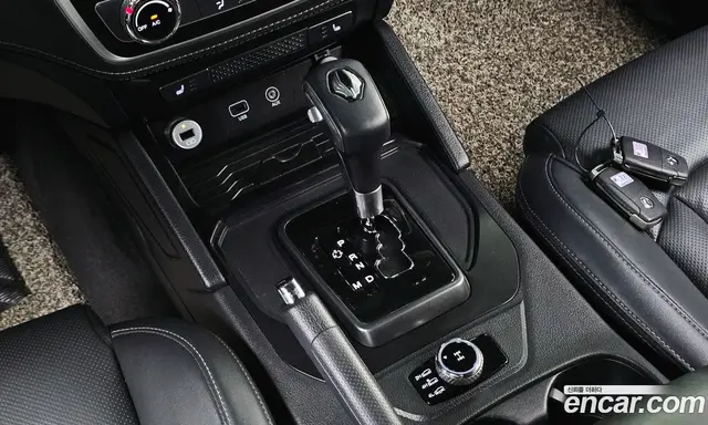 SsangYong Rexton 2020 2.2 автомат (гидро), миниатюра 9 SsangYong Rexton 2020 2.2 автомат (гидро), миниатюра 9
