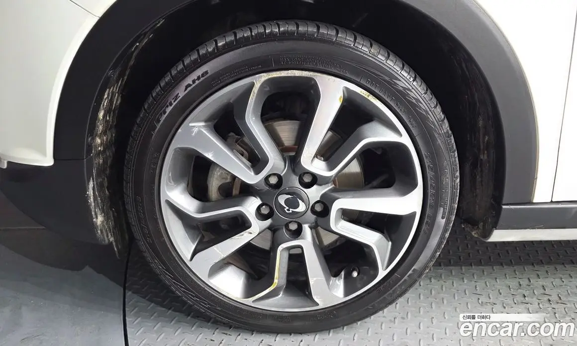SsangYong TIBOLI 2016 1.6 автомат (гидро), фото 5