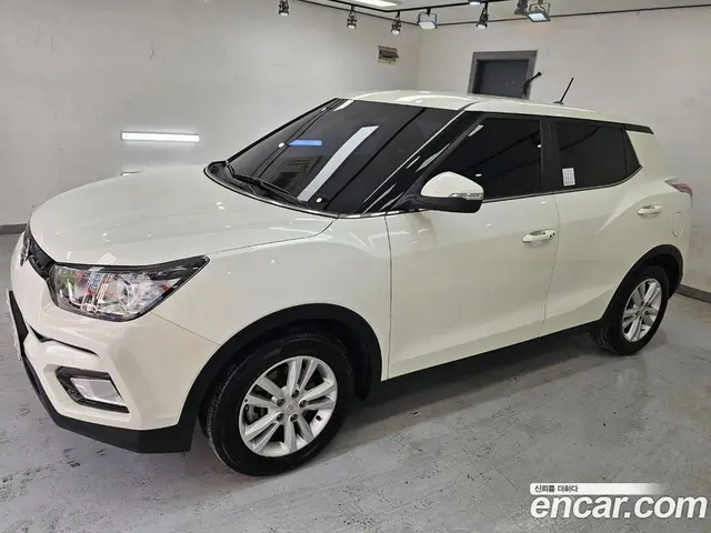 SsangYong TIBOLI 2017 1.6 автомат (гидро), миниатюра 3