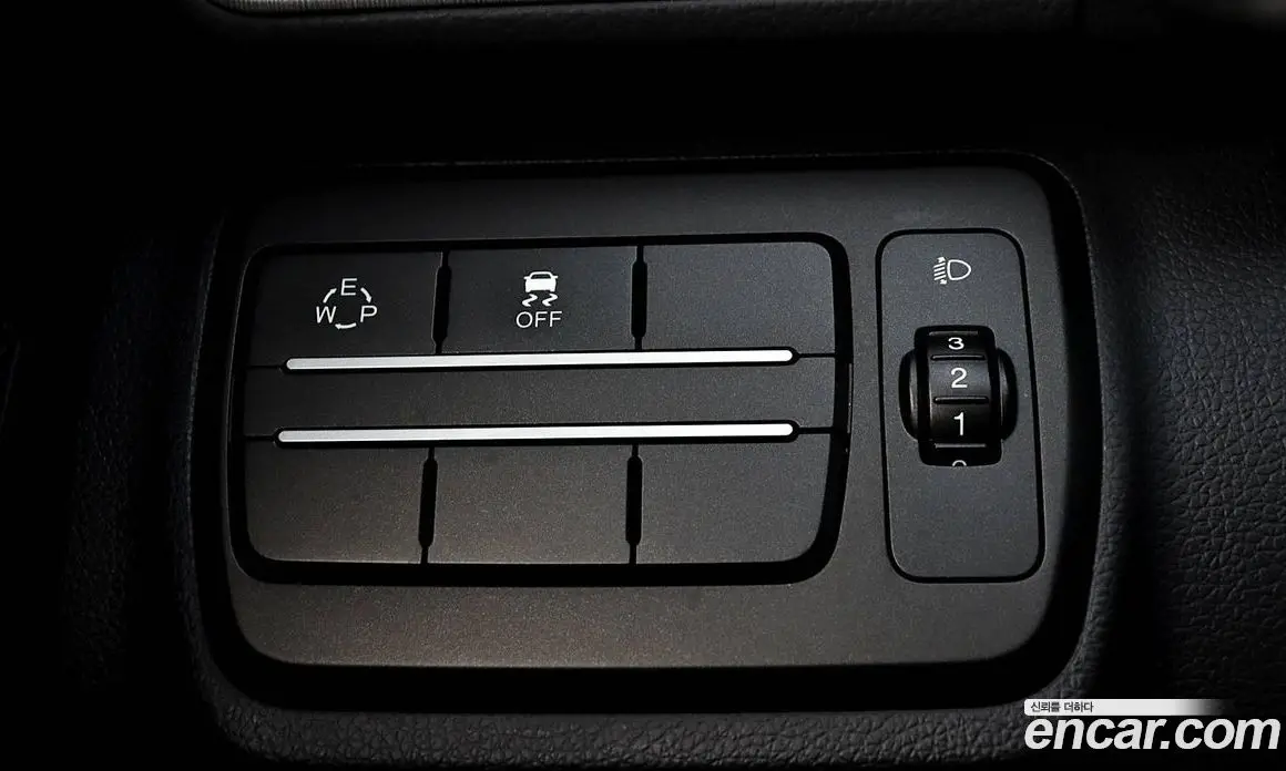 SsangYong TIBOLI 2018 1.6 автомат (гидро), фото 18 SsangYong TIBOLI 2018 1.6 автомат (гидро), фото 18