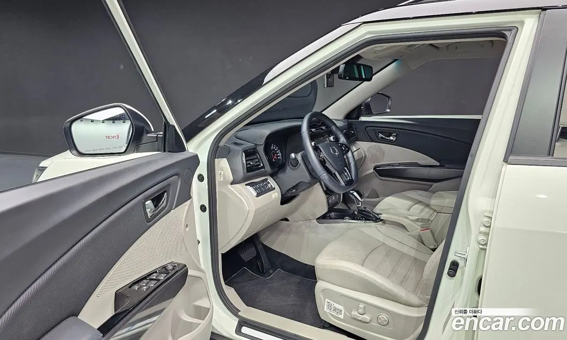 SsangYong TIBOLI 2019 1.5 автомат (гидро), фото 13