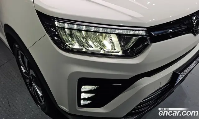 SsangYong TIBOLI 2019 1.5 автомат (гидро), миниатюра 8