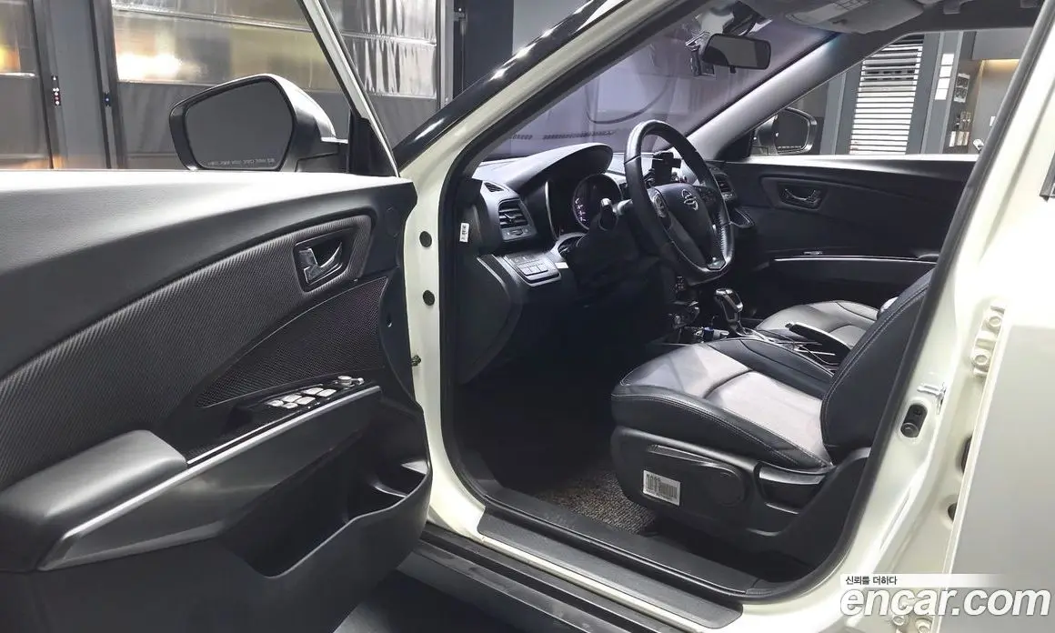 SsangYong TIBOLI 2019 1.6 автомат (гидро), фото 13 SsangYong TIBOLI 2019 1.6 автомат (гидро), фото 13