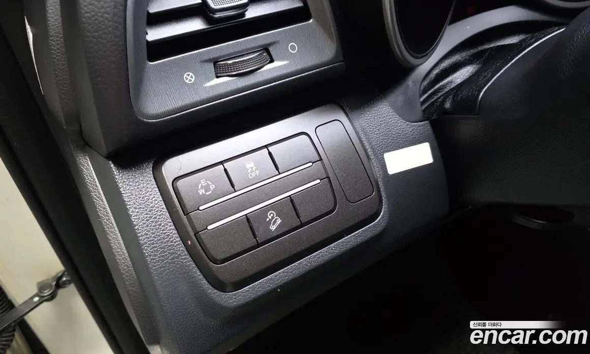 SsangYong TIBOLI 2019 1.6 автомат (гидро), фото 27 SsangYong TIBOLI 2019 1.6 автомат (гидро), фото 27