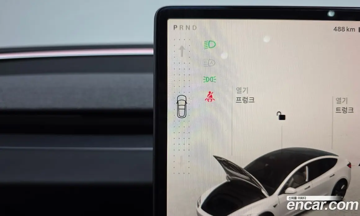Tesla Model 3 2024 0.2 автомат (гидро), фото 28 Tesla Model 3 2024 0.2 автомат (гидро), фото 28