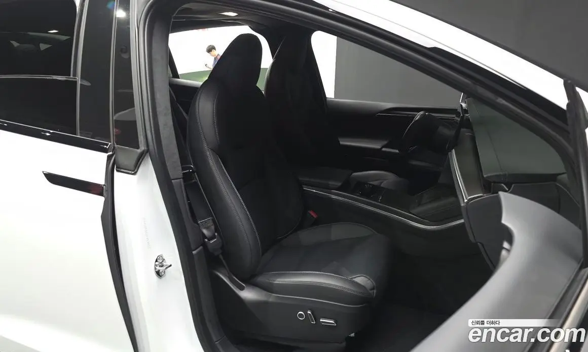 Tesla Model X 2023 0.3 автомат (гидро), фото 16 Tesla Model X 2023 0.3 автомат (гидро), фото 16