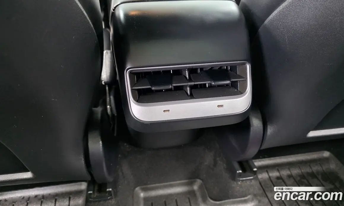 Tesla Model Y 2024 0.2 автомат (гидро), фото 19 Tesla Model Y 2024 0.2 автомат (гидро), фото 19