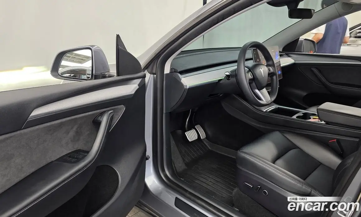 Tesla Model Y 2024 0.2 автомат (гидро), фото 10 Tesla Model Y 2024 0.2 автомат (гидро), фото 10