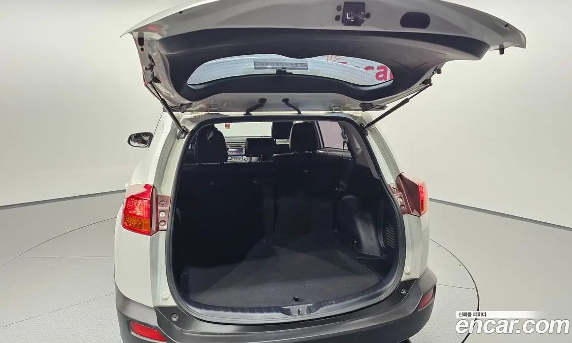 Toyota RAV4 2015 2.5 автомат (гидро), фото 20
