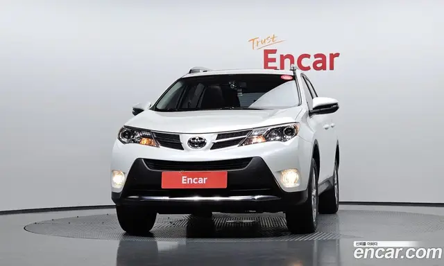 Toyota RAV4 2015 2.5 автомат (гидро), миниатюра 3