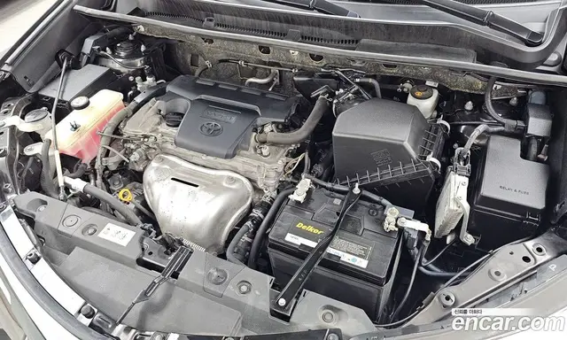 Toyota RAV4 2016 2.5 автомат (гидро), миниатюра 6 Toyota RAV4 2016 2.5 автомат (гидро), миниатюра 6
