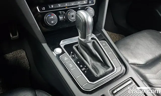 Volkswagen Arteon 2019 2.0 автомат (гидро), миниатюра 12