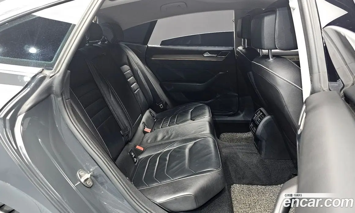 Volkswagen Arteon 2019 2.0 автомат (гидро), фото 17 Volkswagen Arteon 2019 2.0 автомат (гидро), фото 17