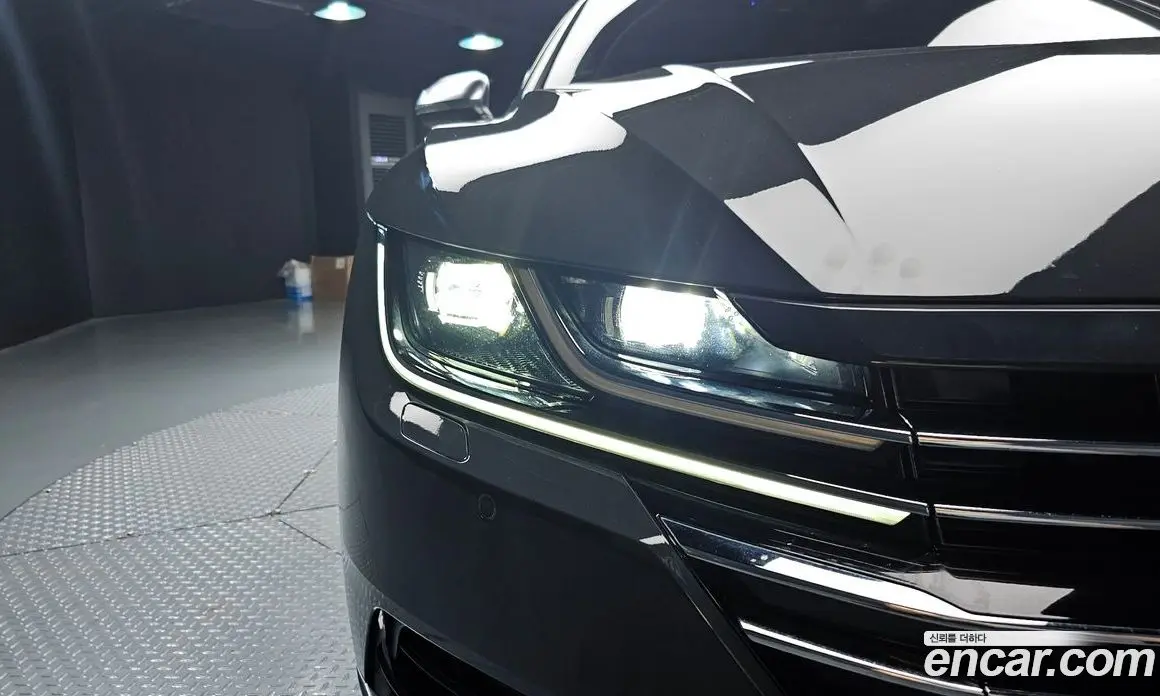 Volkswagen Arteon 2019 2.0 автомат (гидро), фото 8 Volkswagen Arteon 2019 2.0 автомат (гидро), фото 8