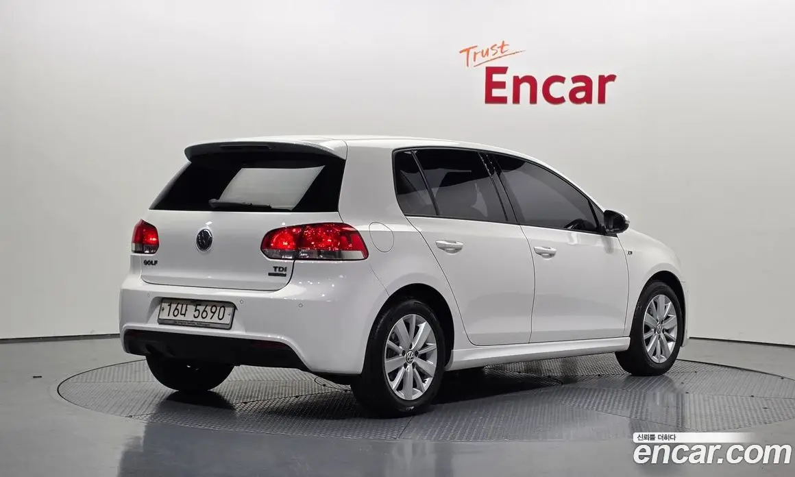 Volkswagen Golf 2012 1.6 автомат (гидро), фото 2 Volkswagen Golf 2012 1.6 автомат (гидро), фото 2