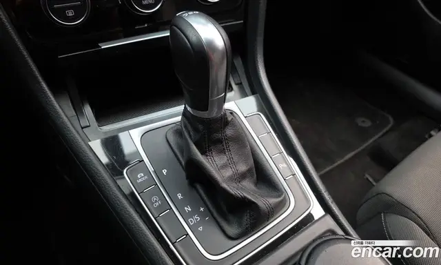 Volkswagen Golf 2016 2.0 автомат (гидро), миниатюра 9 Volkswagen Golf 2016 2.0 автомат (гидро), миниатюра 9