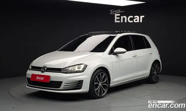 Volkswagen Golf 2016 2.0 автомат (гидро), миниатюра 1 Volkswagen Golf 2016 2.0 автомат (гидро), миниатюра 1