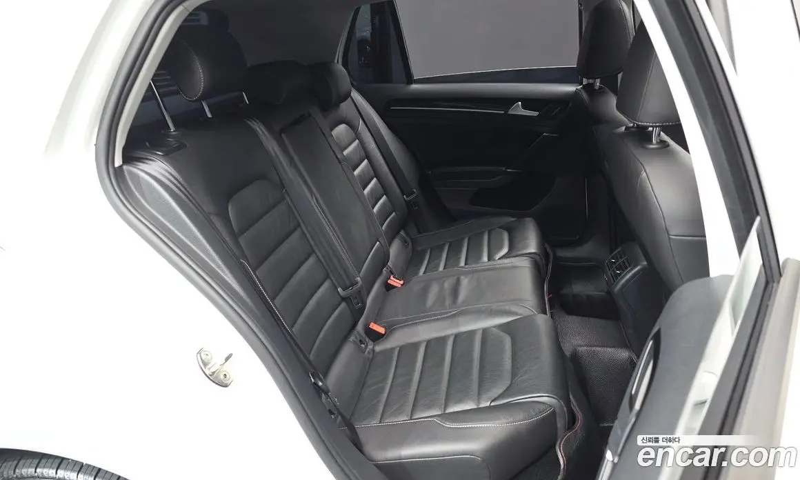 Volkswagen Golf 2016 2.0 автомат (гидро), фото 12 Volkswagen Golf 2016 2.0 автомат (гидро), фото 12