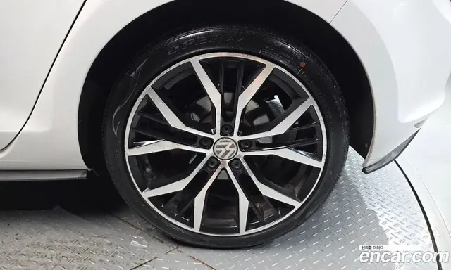 Volkswagen Golf 2016 2.0 автомат (гидро), миниатюра 5 Volkswagen Golf 2016 2.0 автомат (гидро), миниатюра 5
