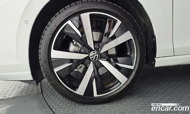 Volkswagen Golf 2025 2.0 автомат (гидро), миниатюра 5 Volkswagen Golf 2025 2.0 автомат (гидро), миниатюра 5