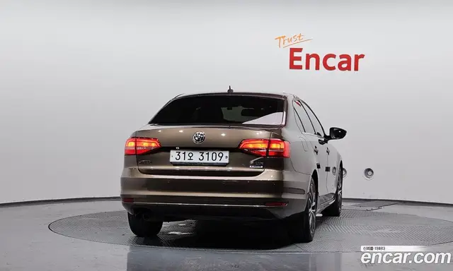 Volkswagen Jetta 2015 2.0 автомат (гидро), миниатюра 4 Volkswagen Jetta 2015 2.0 автомат (гидро), миниатюра 4