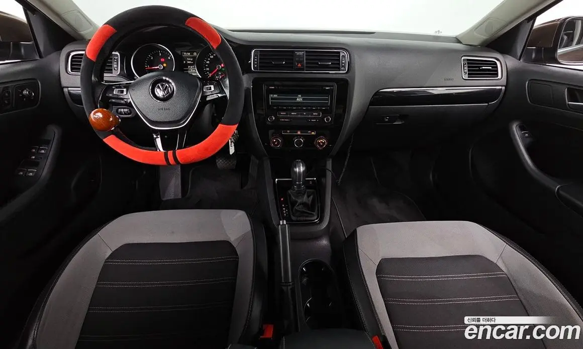Volkswagen Jetta 2015 2.0 автомат (гидро), фото 7 Volkswagen Jetta 2015 2.0 автомат (гидро), фото 7
