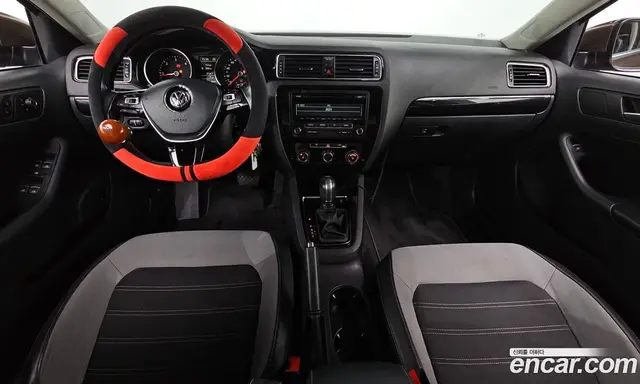 Volkswagen Jetta 2015 2.0 автомат (гидро), миниатюра 7 Volkswagen Jetta 2015 2.0 автомат (гидро), миниатюра 7