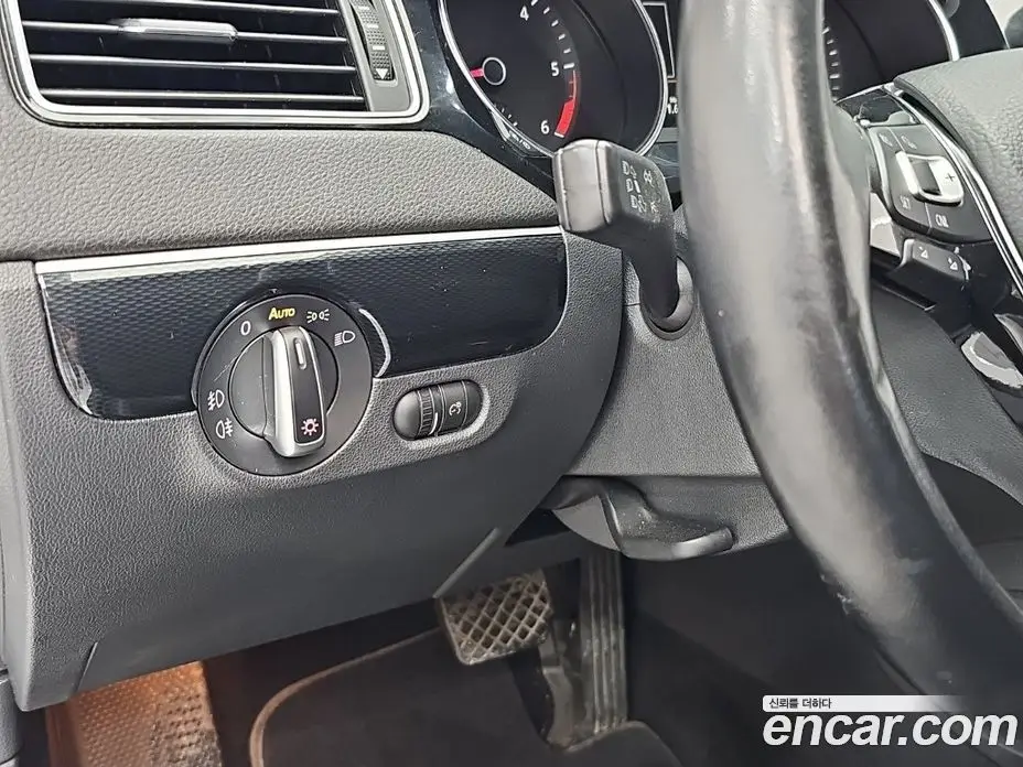 Volkswagen Jetta 2015 2.0 автомат (гидро), фото 17 Volkswagen Jetta 2015 2.0 автомат (гидро), фото 17