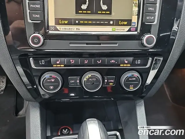 Volkswagen Jetta 2015 2.0 автомат (гидро), миниатюра 10 Volkswagen Jetta 2015 2.0 автомат (гидро), миниатюра 10