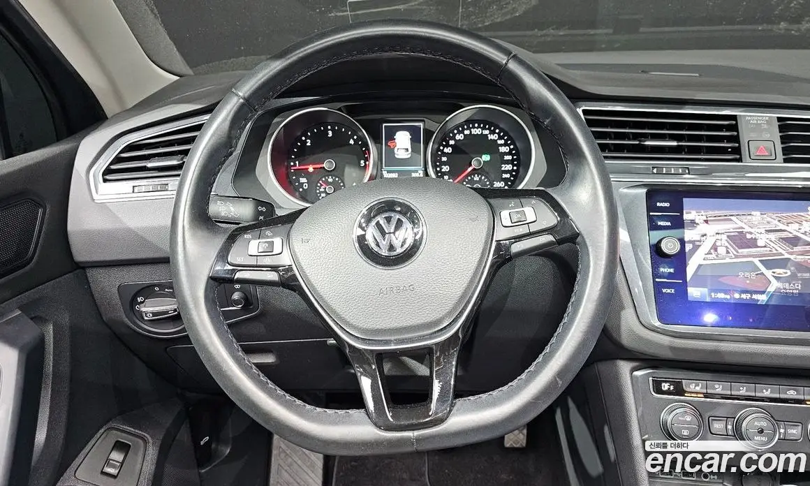 Volkswagen Tiguan 2020 2.0 автомат (гидро), фото 13