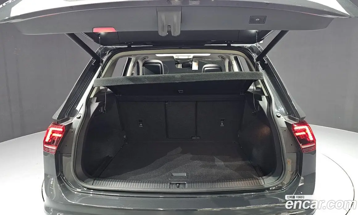 Volkswagen Tiguan 2020 2.0 автомат (гидро), фото 16