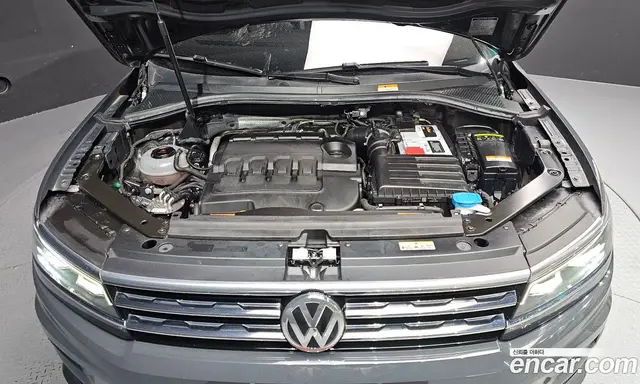 Volkswagen Tiguan 2020 2.0 автомат (гидро), миниатюра 6