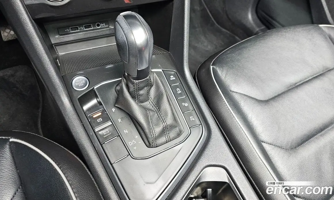 Volkswagen Tiguan 2020 2.0 автомат (гидро), фото 9