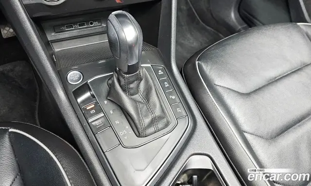 Volkswagen Tiguan 2020 2.0 автомат (гидро), миниатюра 9