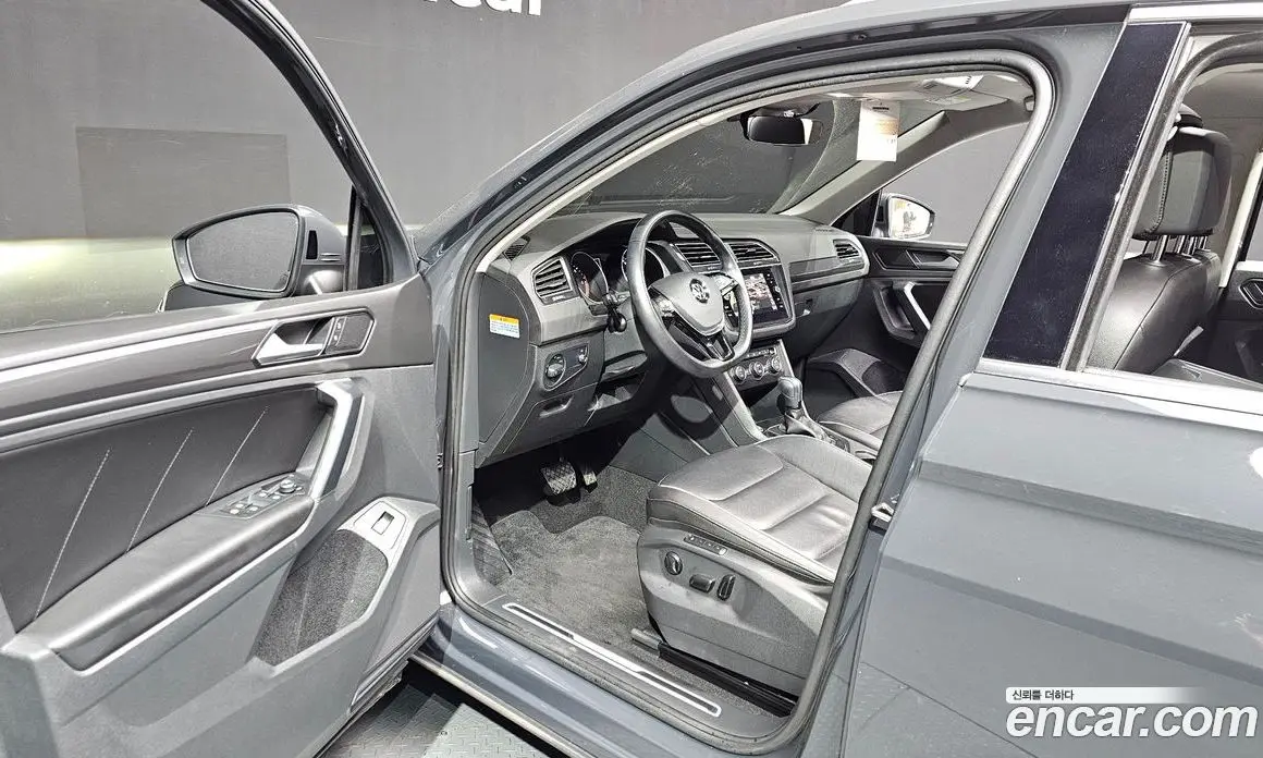 Volkswagen Tiguan 2020 2.0 автомат (гидро), фото 10