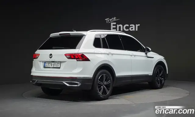 Volkswagen Tiguan 2022 2.0 автомат (гидро), миниатюра 2 Volkswagen Tiguan 2022 2.0 автомат (гидро), миниатюра 2