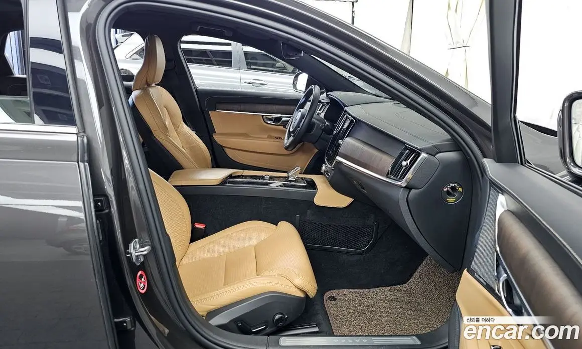 Volvo S90 2021 2.0 автомат (гидро), фото 11 Volvo S90 2021 2.0 автомат (гидро), фото 11