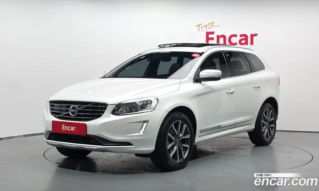 Volvo XC60 2016 2.4 автомат (гидро), миниатюра 1 Volvo XC60 2016 2.4 автомат (гидро), миниатюра 1