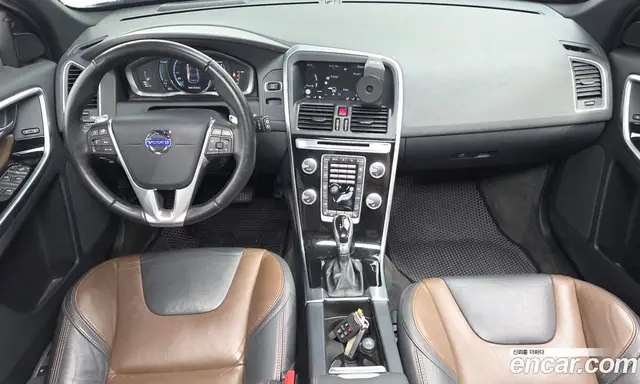 Volvo XC60 2016 2.4 автомат (гидро), миниатюра 7 Volvo XC60 2016 2.4 автомат (гидро), миниатюра 7
