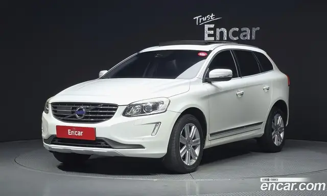 Volvo XC60 2017 2.0 автомат (гидро), миниатюра 1 Volvo XC60 2017 2.0 автомат (гидро), миниатюра 1