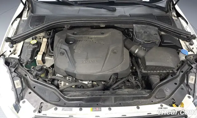 Volvo XC60 2017 2.0 автомат (гидро), миниатюра 6 Volvo XC60 2017 2.0 автомат (гидро), миниатюра 6