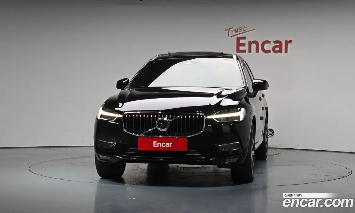 Volvo XC60 2020 2.0 автомат (гидро), фото 2 Volvo XC60 2020 2.0 автомат (гидро), фото 2