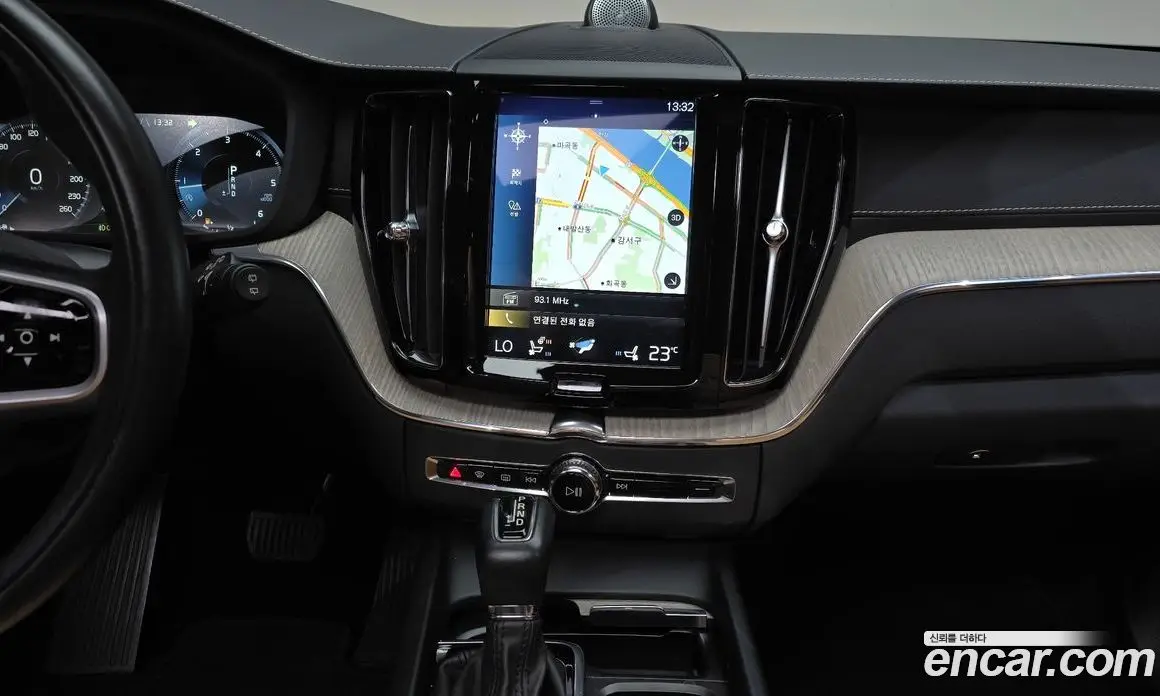 Volvo XC60 2020 2.0 автомат (гидро), фото 19 Volvo XC60 2020 2.0 автомат (гидро), фото 19