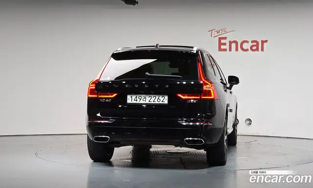 Volvo XC60 2020 2.0 автомат (гидро), миниатюра 3 Volvo XC60 2020 2.0 автомат (гидро), миниатюра 3