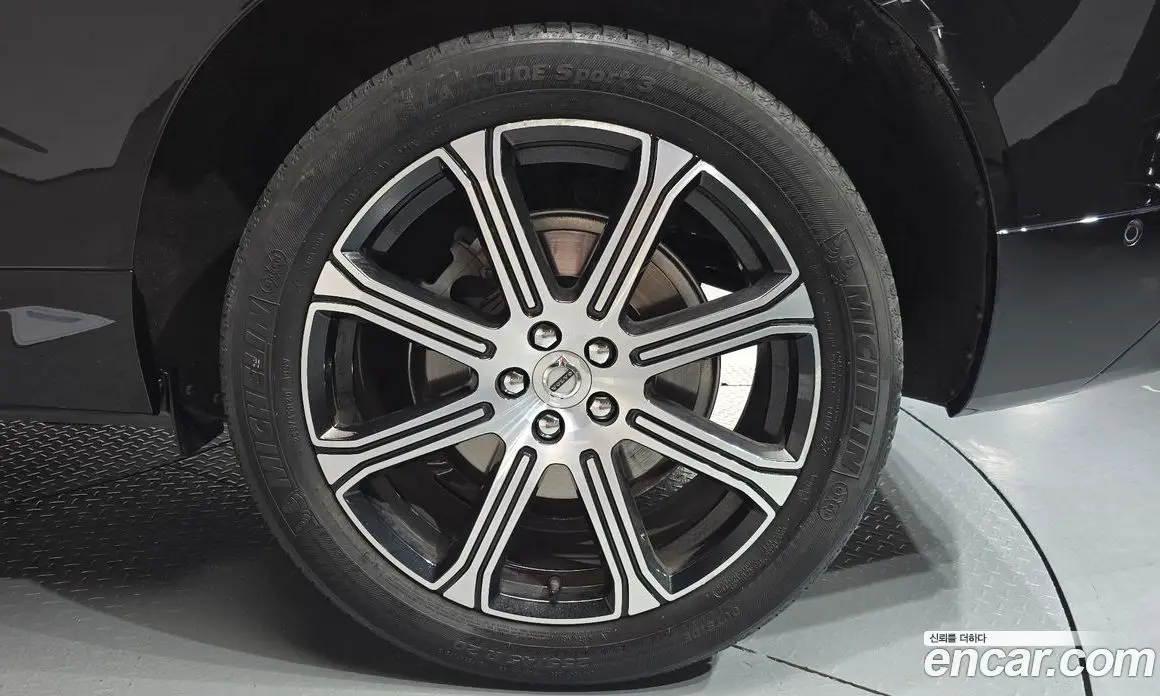 Volvo XC60 2020 2.0 автомат (гидро), фото 6 Volvo XC60 2020 2.0 автомат (гидро), фото 6