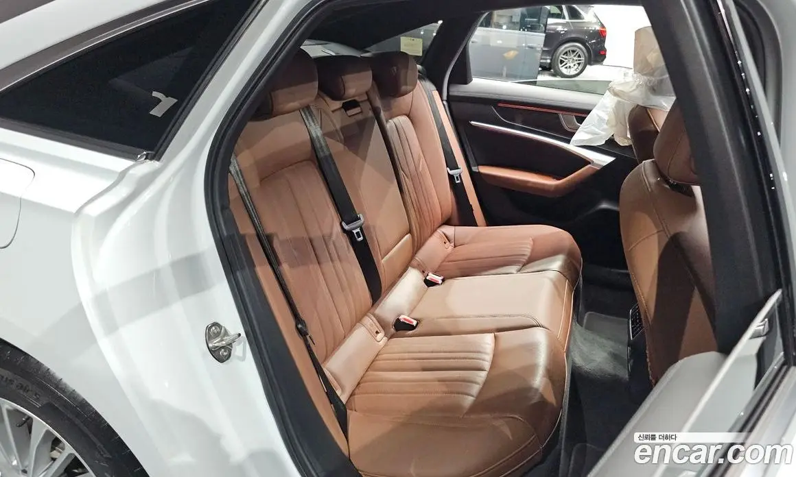 Audi A6 2021 2.0 автомат (гидро), фото 17 Audi A6 2021 2.0 автомат (гидро), фото 17